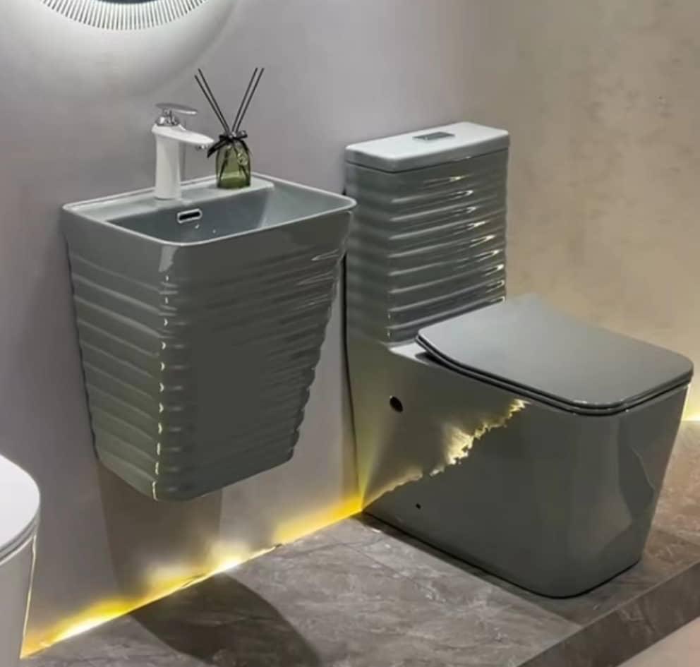 Premium Toilet Set