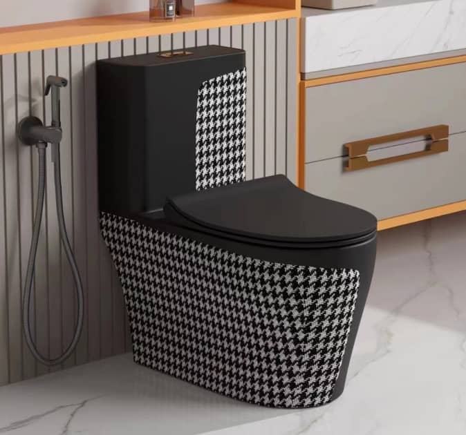 Elegant Toilet-Black